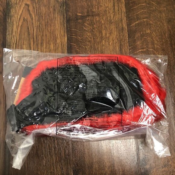 NWT Supreme North Face Fur Waist Bag Red Rare‎ - Picture 5 of 6